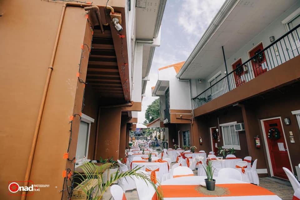 Ashley And Bill'S Suites 'N Garden Hotel And Vacation Homes Carcar Екстер'єр фото